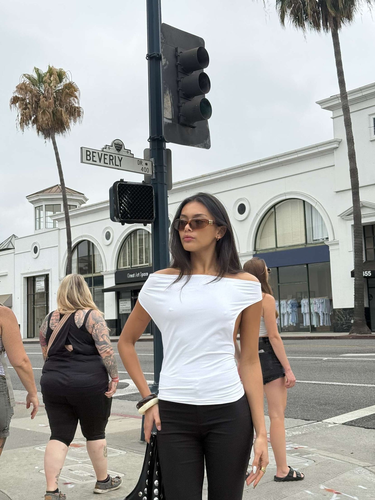 Scoop neck white top